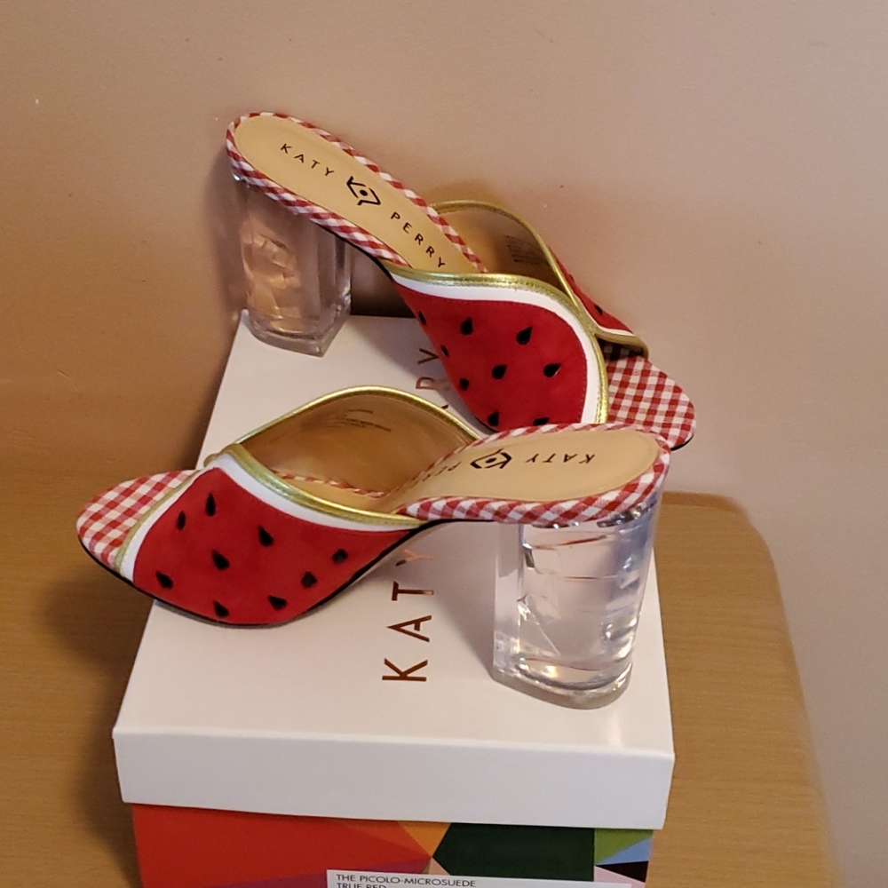 Katy Perry Picolo Red Slides sz 7.5